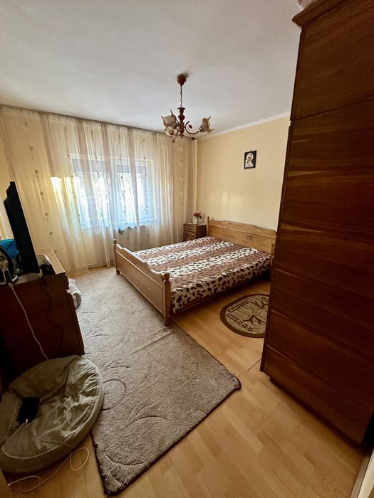 APARTAMENT 3 Camere 2 Bai Decomandat 2 Locuri de parcare