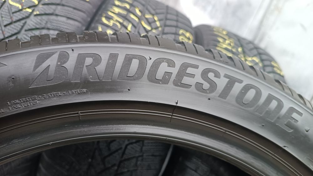 255/45/20 Bridgestone