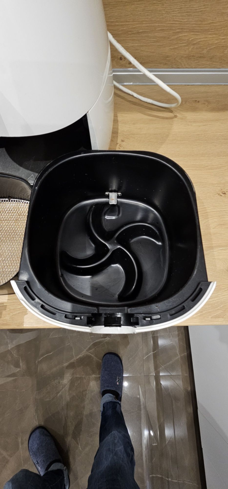 Philips Airfryer HD9216

Здравословният начин за пържене!
Уникалната т