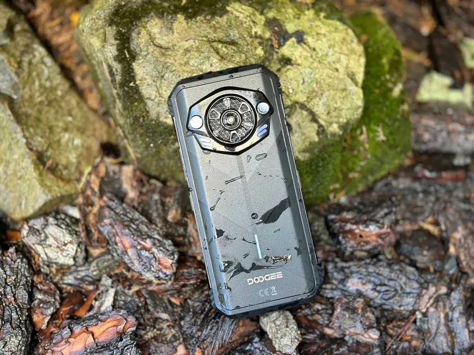 Doogee S Punk Pro 32GB RAM 512GB ROM, 10800 мах батерия, с IP68 защита