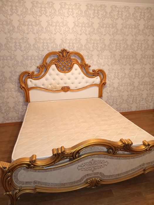 Продам кровать двуспальная