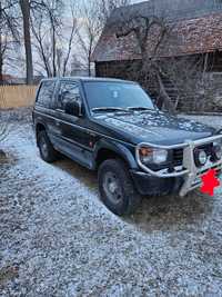 Mitsubishi Pajero2500