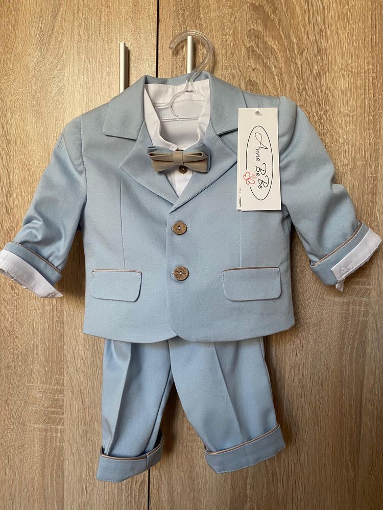 Vand costumase botez Anne Bebe