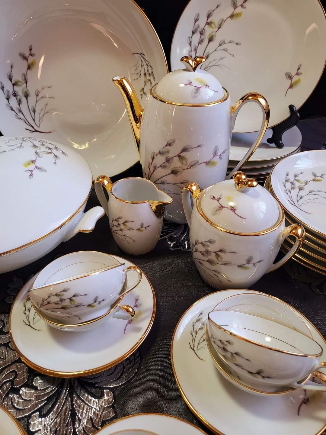 Френски сервиз за хранене и кафе Limoges
