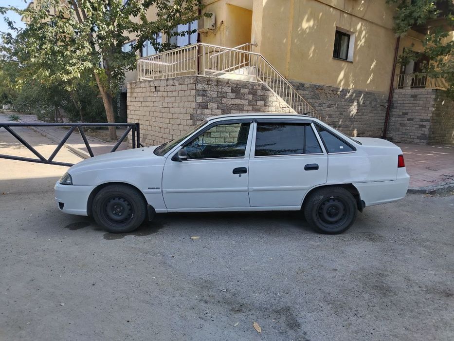 Nexia 2 yili 2015. Vikupkaga boshiga 2000$ bolsa