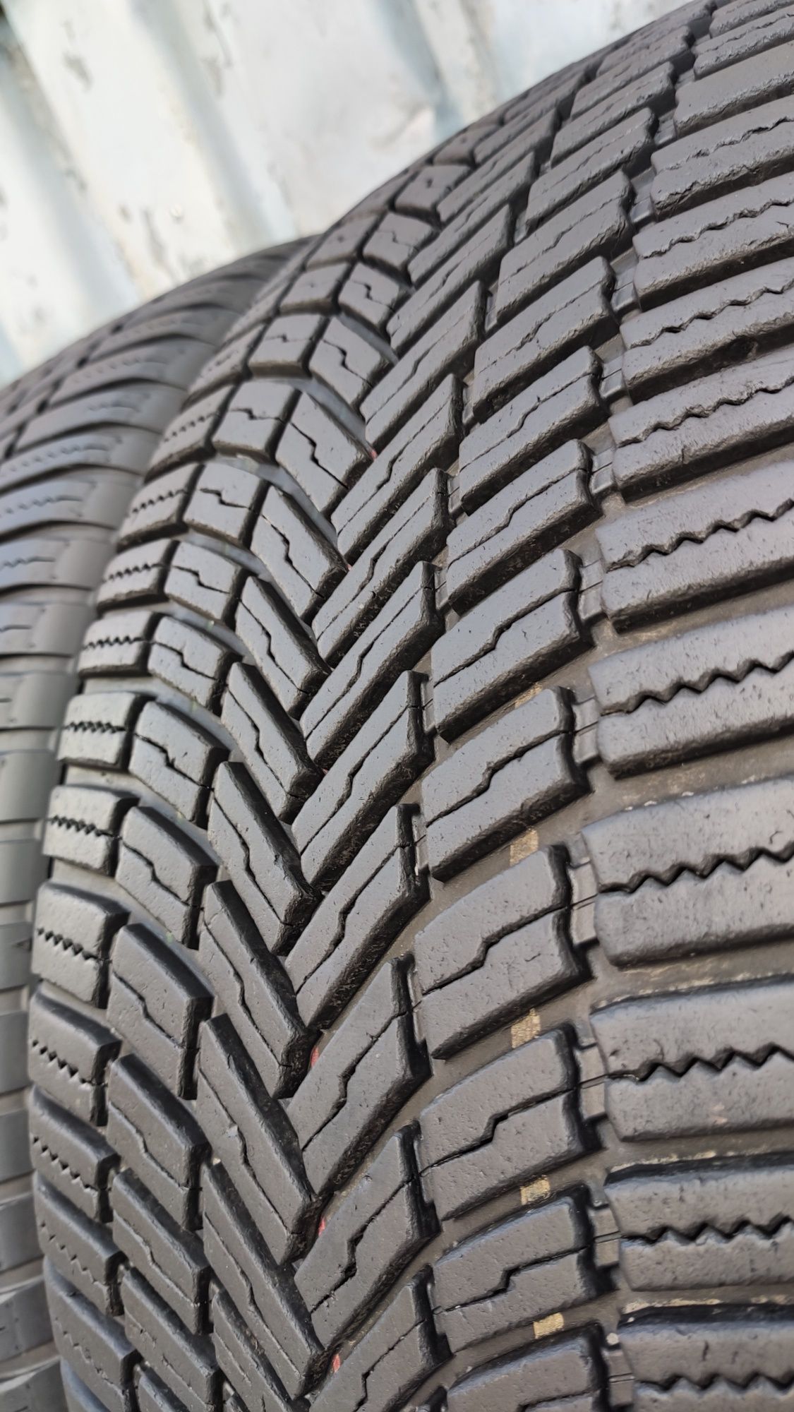 всесезонни гуми 235/55/19 Bridgestone Weather Control A005, dot21/22