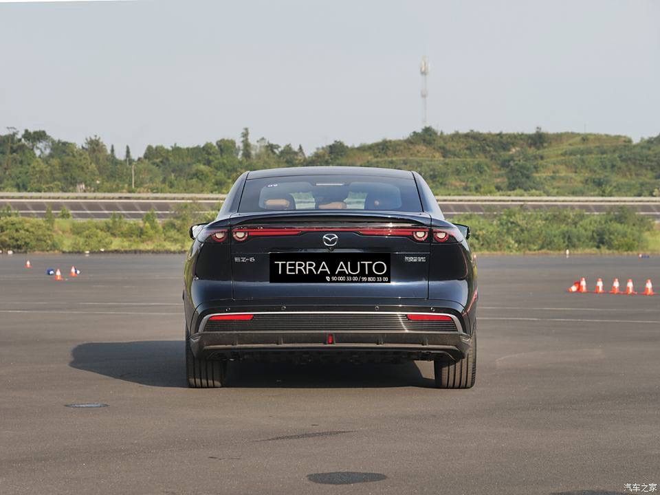 Mazda EZ6 в наличии и на заказ