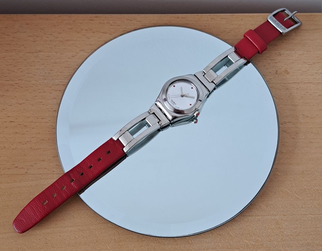 Swatch Irony dama YSS161 Rote Lippen 2003 vintage