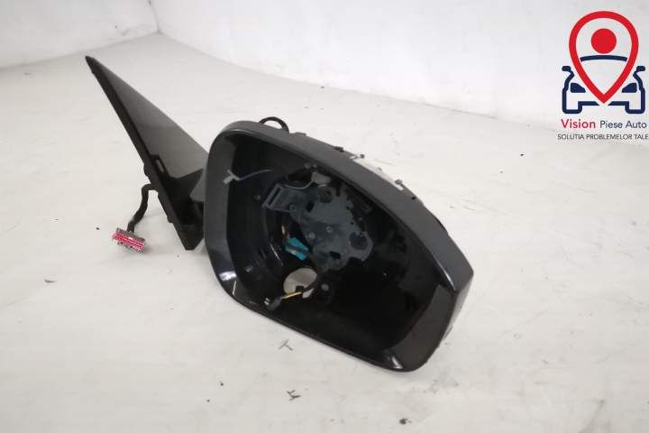 Оригинално дясно огледало в добро състояние с отопление Led светлина L