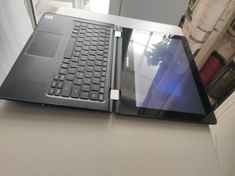 Laptop Lenovo touchscreen yoga