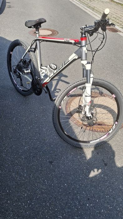 Bicicleta cube stare impecabila