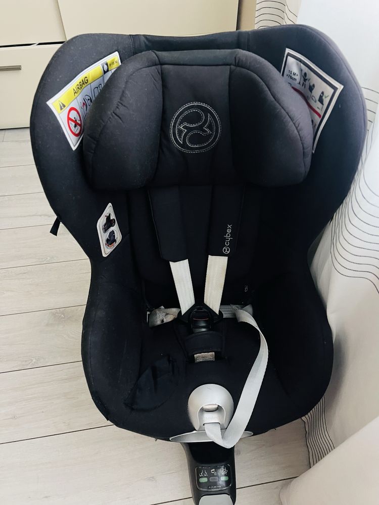 Cybex столче за кола плюс база за закрепване