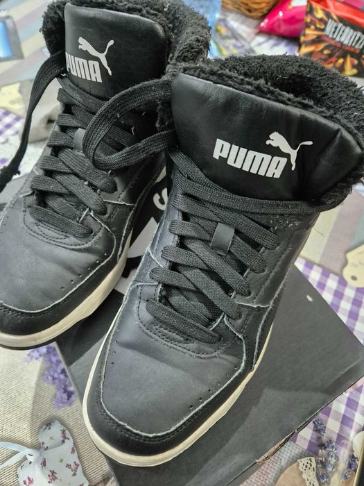 Vând ghete PUMA mărimea 38