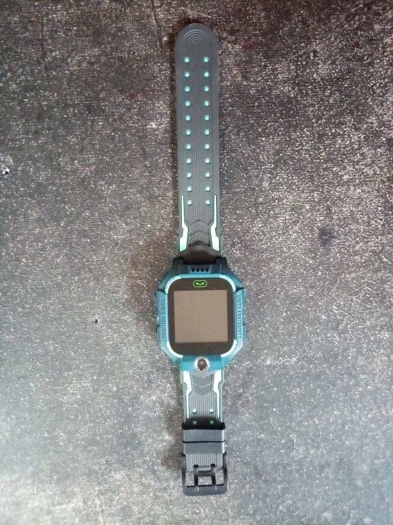 Ceas Smartwatch pentru copii dotat cu aplicații