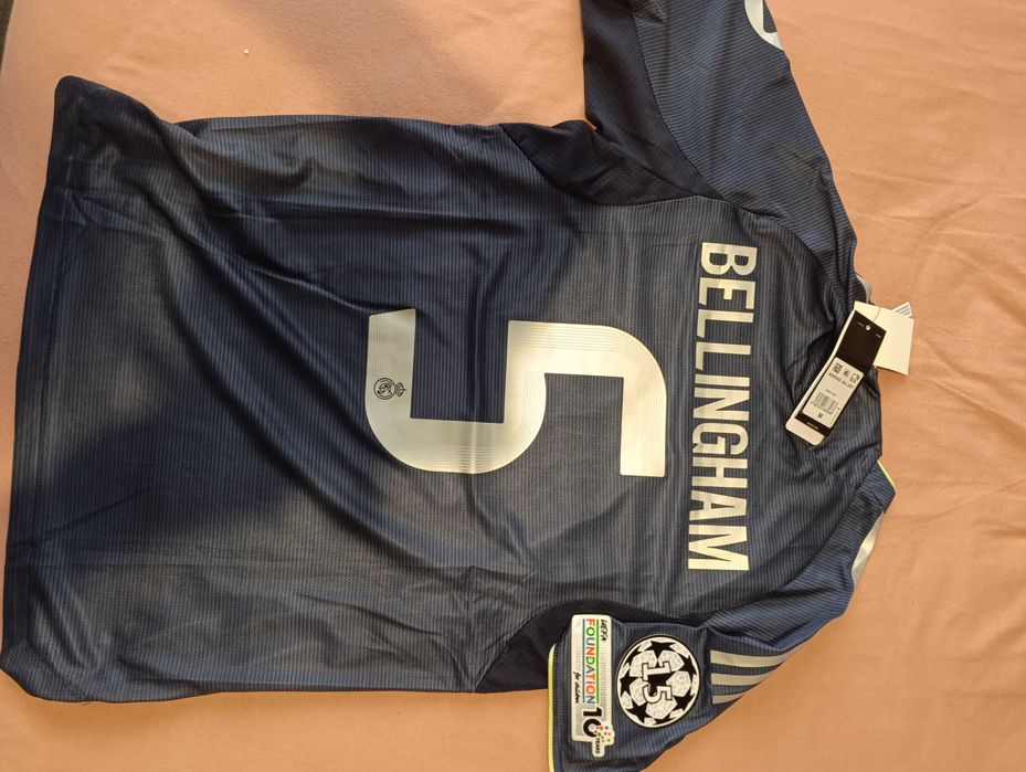 Футболни фланелки