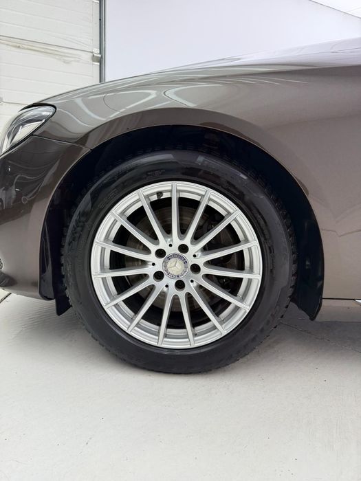 Vand Mercedes E220 d 4matic