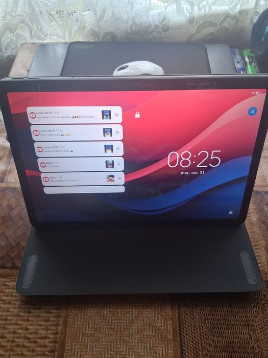 Tabletă Lenovo ca nouă
