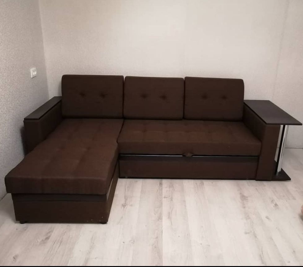 Срочно продается диван