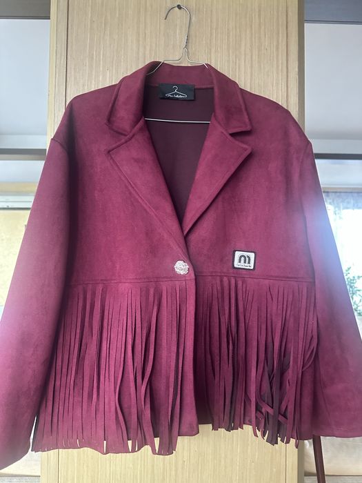 Велурено сако в бордо с ресни