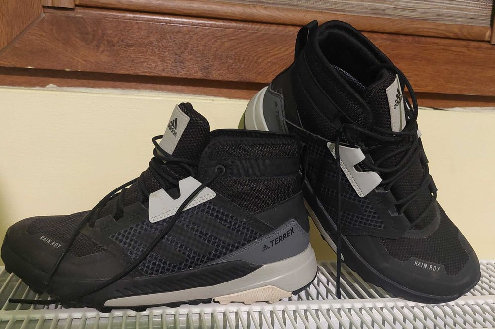 Обувки Adidas Terrex