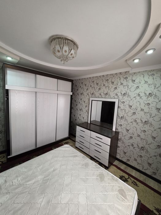 Кибрай центр 3/4/4 , кирпич , 77-серия , балкон 2х6.