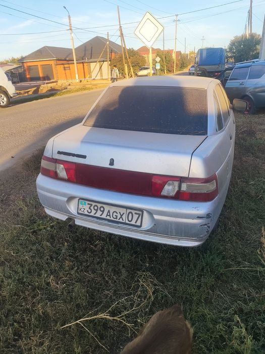 Продам машину Ваз 2110