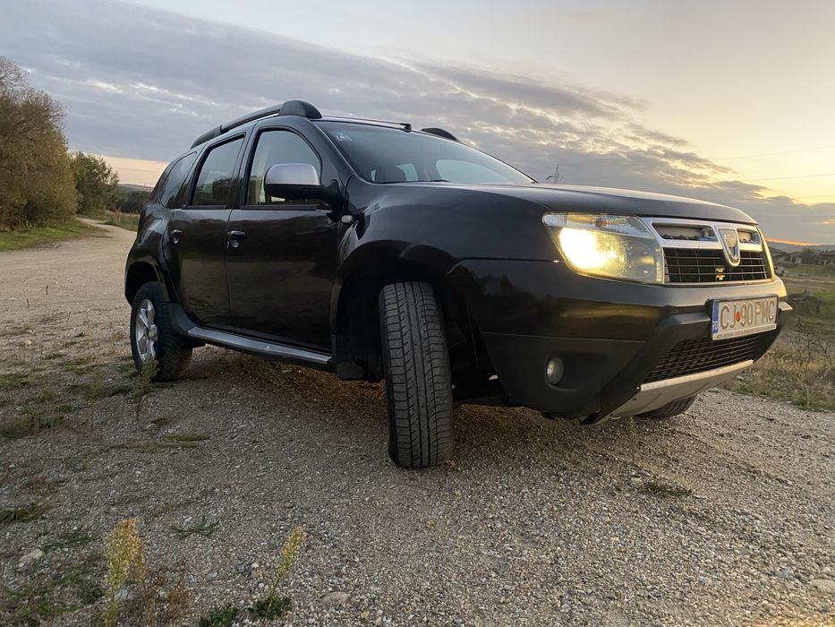 Dacia Duster 4x4 1.5 DCI (senzori parcare spate) motor impecabil!