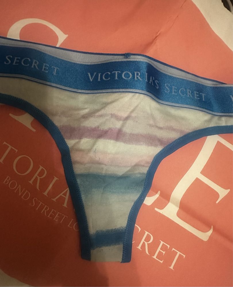 Бельо, прашки Victoria’s Secret