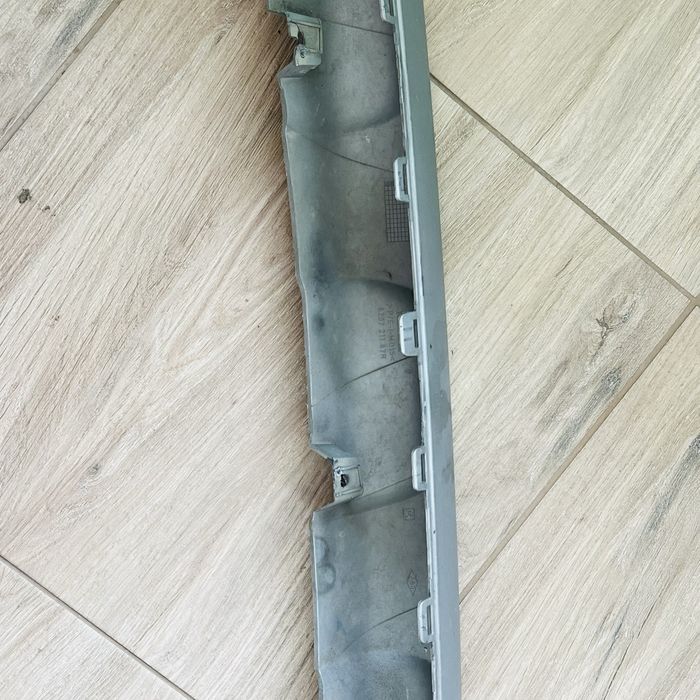 Masca intre faruri dacia sandero 2 facelift