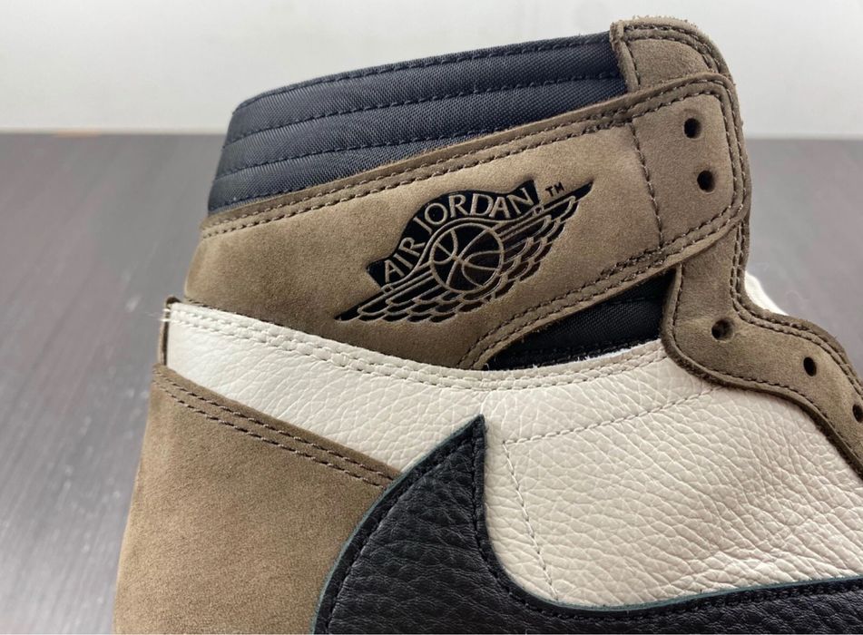 Adidasi Jordan 1 Travis Scott Retro OG Mocha