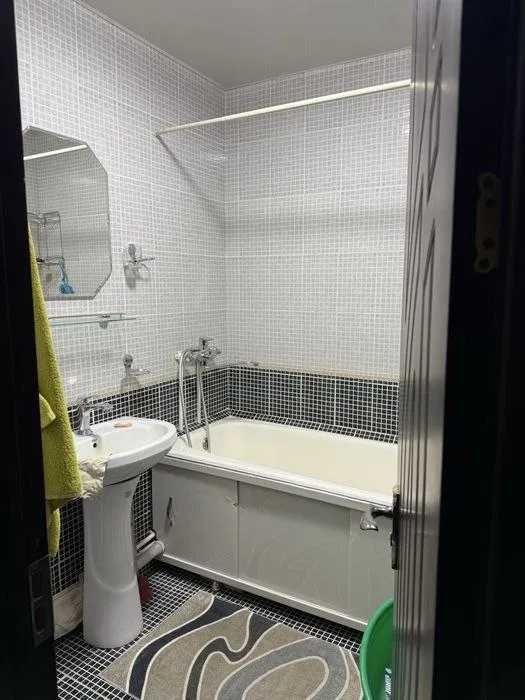 Продается 3х комнатная квартира, Район Сергели 6, Машина базар, 0837