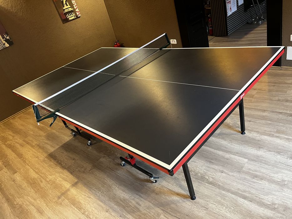 Masa ping pong interior