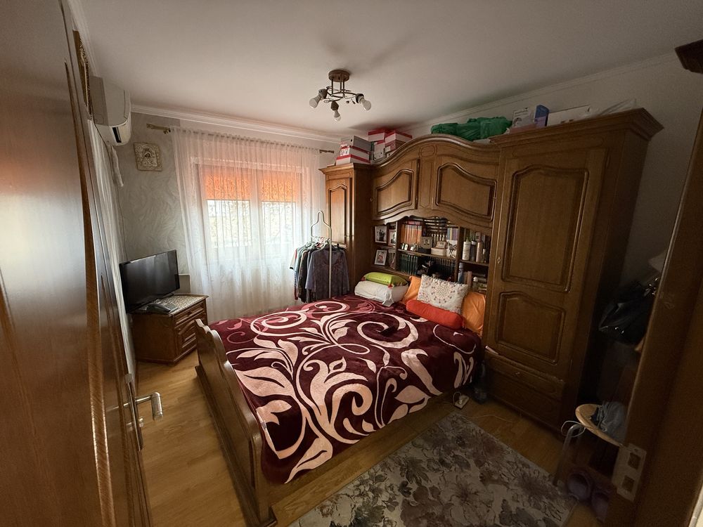 Vand apartament 4 camere