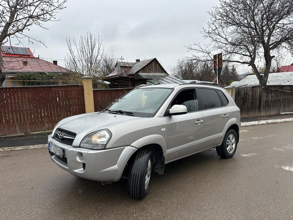 Hyundai Tucson 4x4 an 2008/ 2.7 benzină+GPL/ AUTOMAT/ Navi/ Piele!