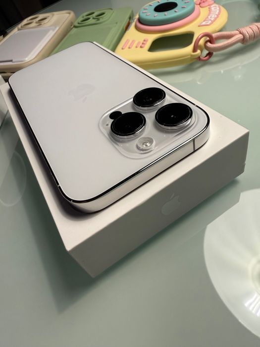 Iphone 14 pro 265gb бял