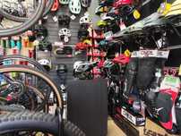 Casca MTB Dropframe PRO Black L in stoc la Est Bike Funky Sports