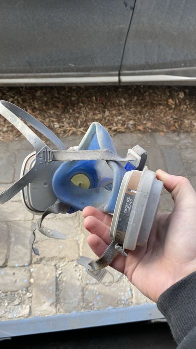 Защитная маска с фильтрами