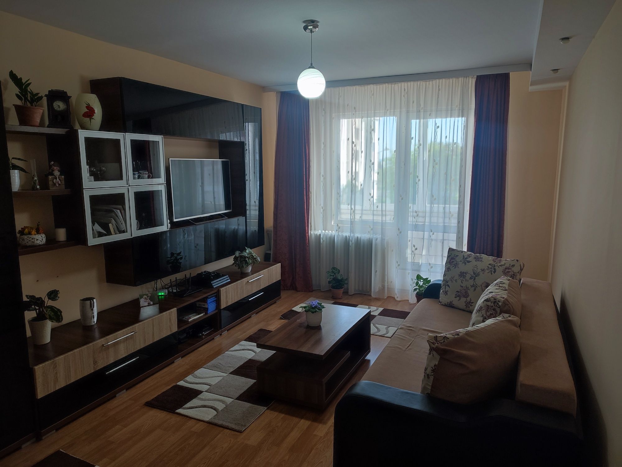 Vând apartament în Sângiorgiu de Mureș