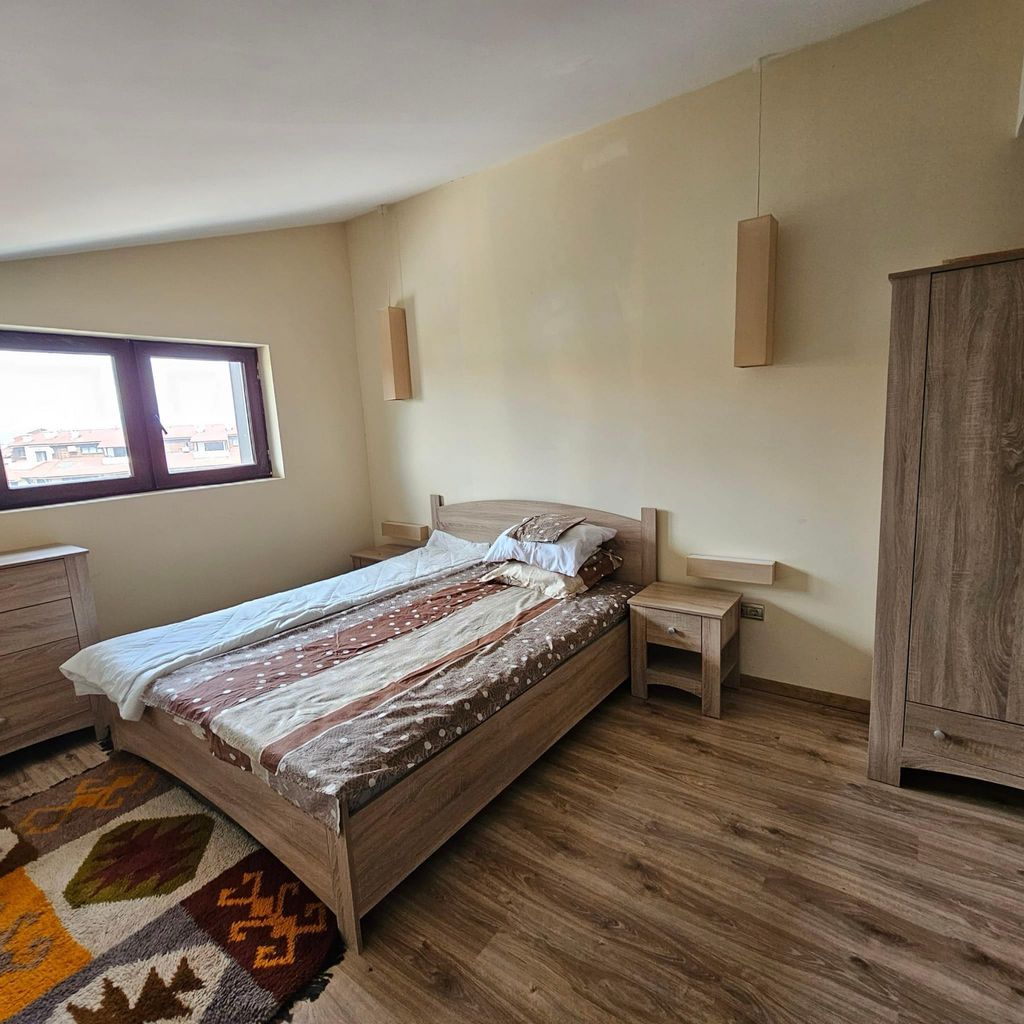 Продава се Тристаен апартамент в Разлог - 95 кв.м за 1000 €/кв.м - Снимка #7