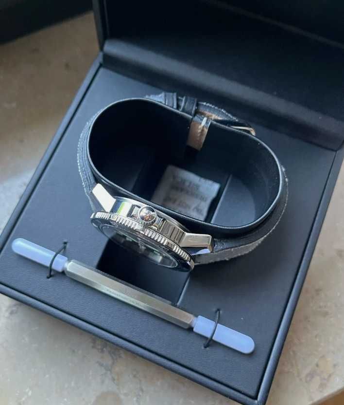 Часовник Sinn 104 St Sa A /Automatic /Sapphire crystal / 41mm /