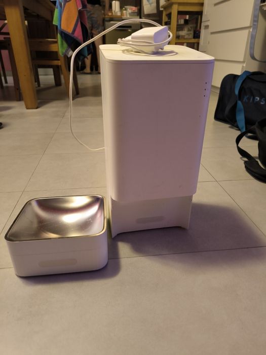 Xiaomi, автоматична котешка хранилка