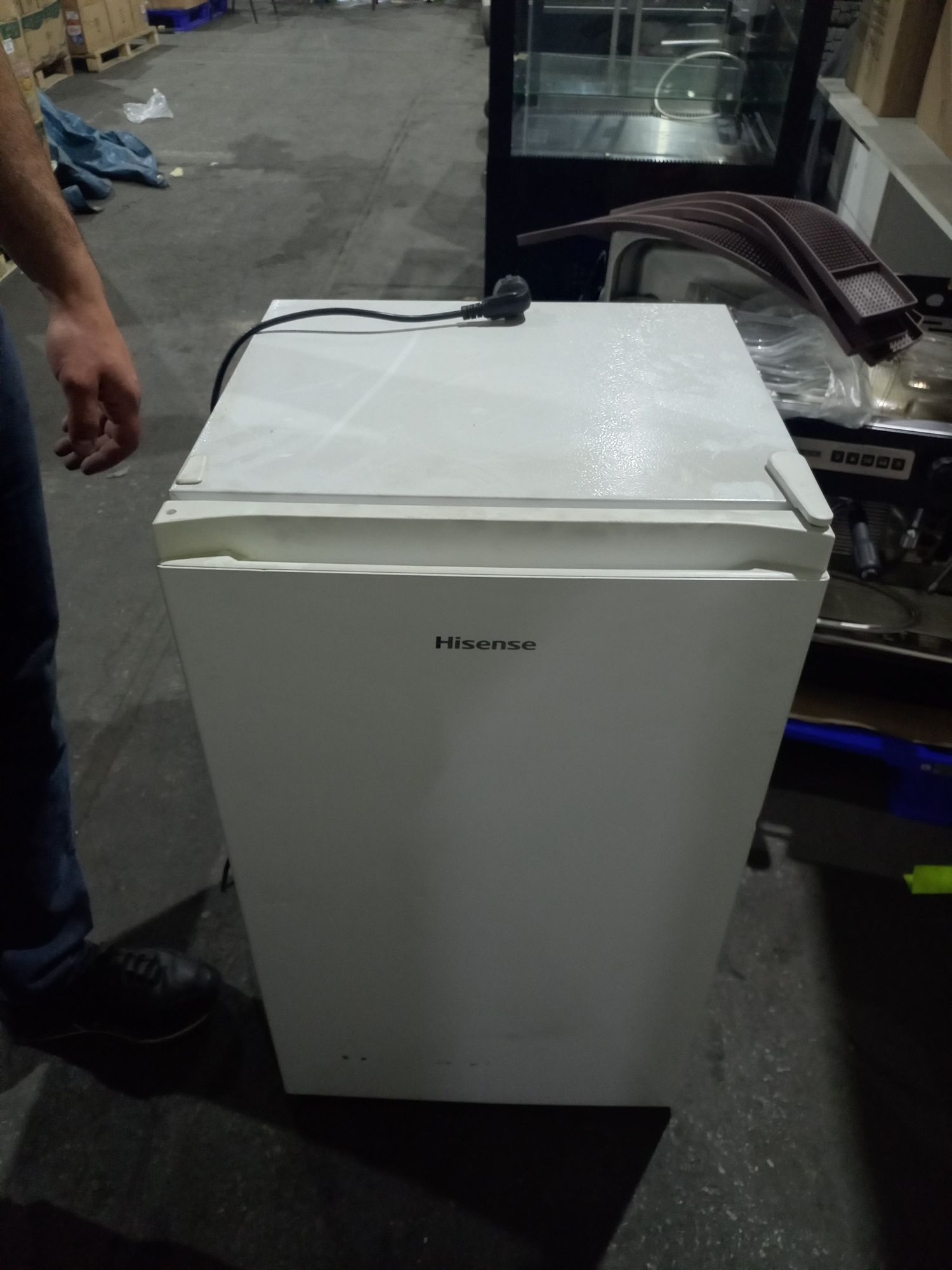 Морозильник Hisense FV78D4AWF