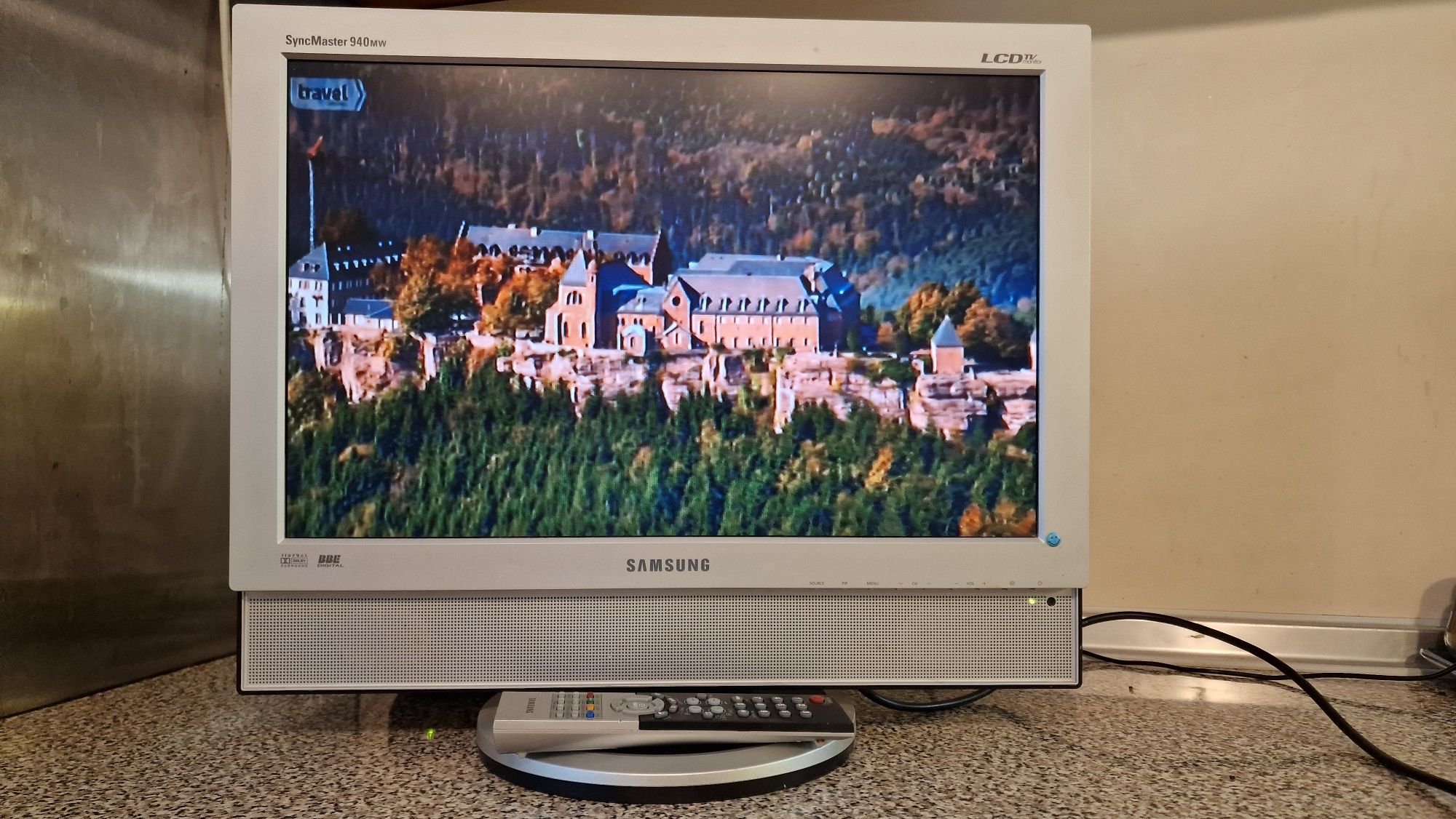 SAMSUNG Телевизор/монитор 19"(48cm), модел: 940MW, LS19DOCSS/EDS