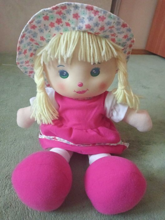 Мека и много лека кукла за момиченце