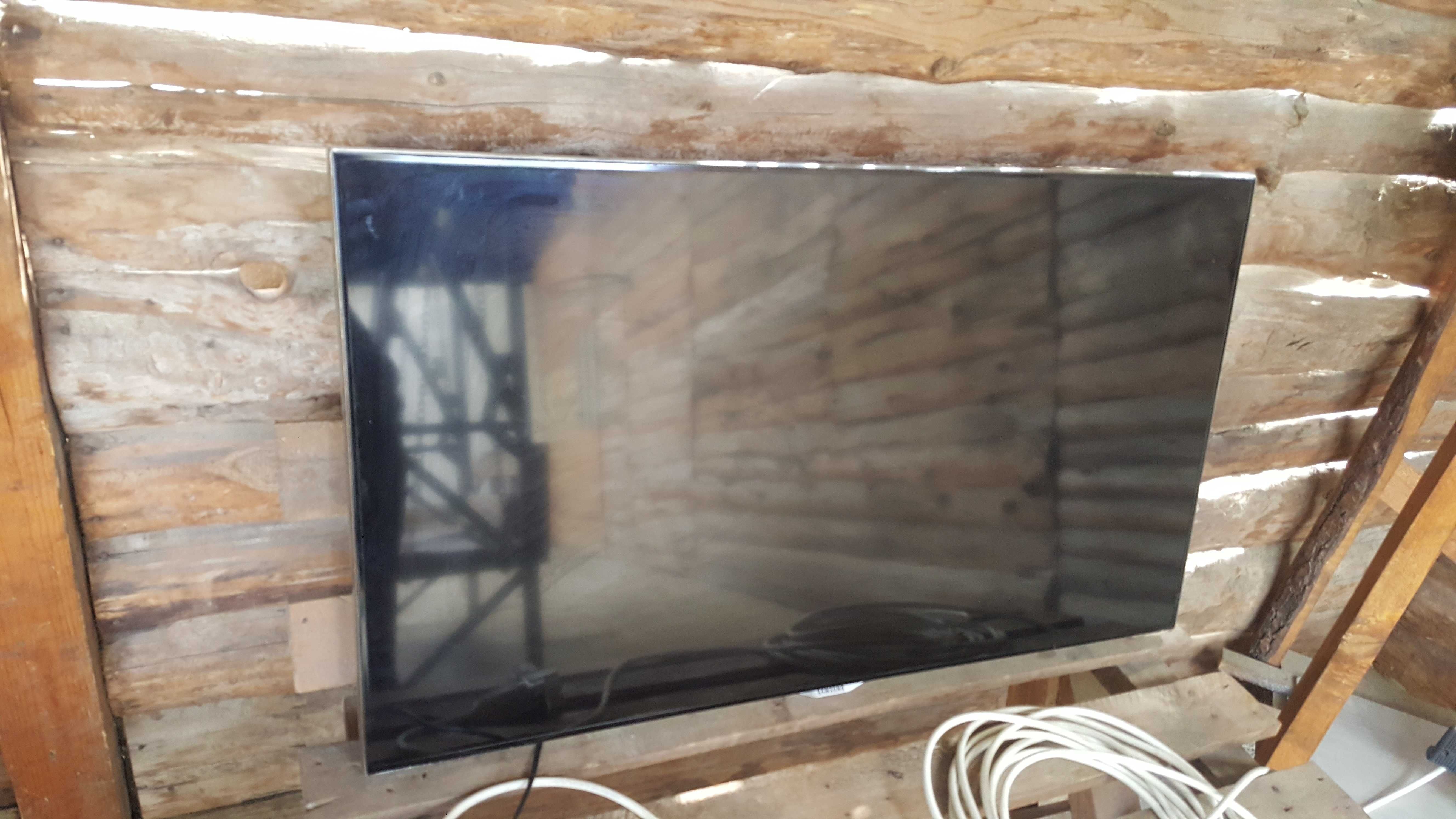 display tv samsung 46 inch model CY-GF460CSLV6H