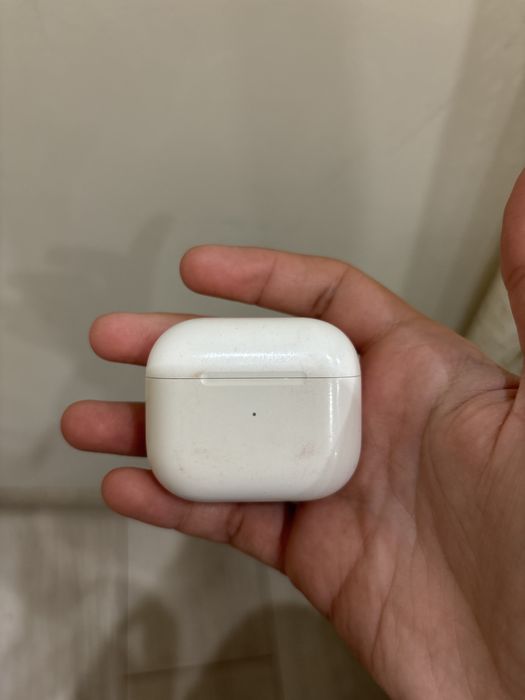 AirPods 3rd Generation с кутия