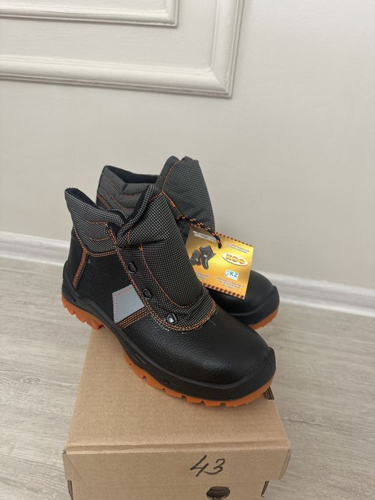Обувь спец ботинки