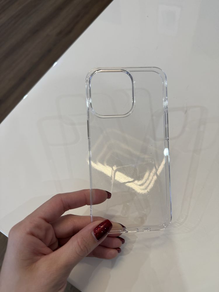 Калъфи за Iphone 16 pro и Iphone 13 pro