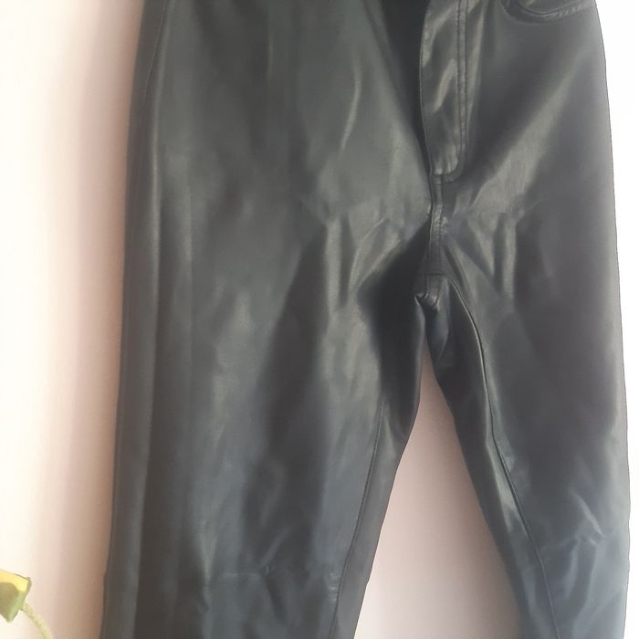 Pantaloni piele ecologica Only 32-34
