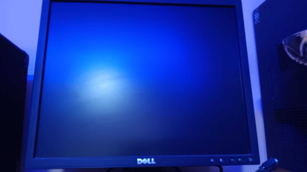 Монитор Dell 19-22